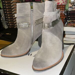 NEW in Box, Nine West western style Booties, NWZAZAX5, 7.5